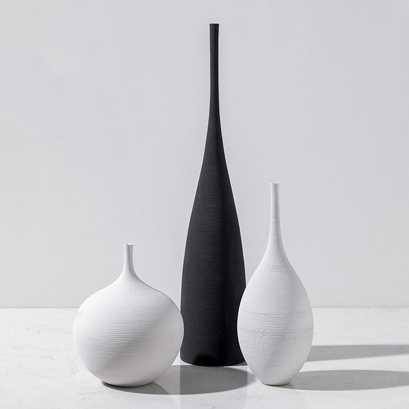 Vase Décoratif Dessin à la Main | Style Minimaliste Créatif