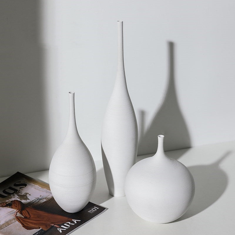 Vase Décoratif Dessin à la Main | Style Minimaliste Créatif