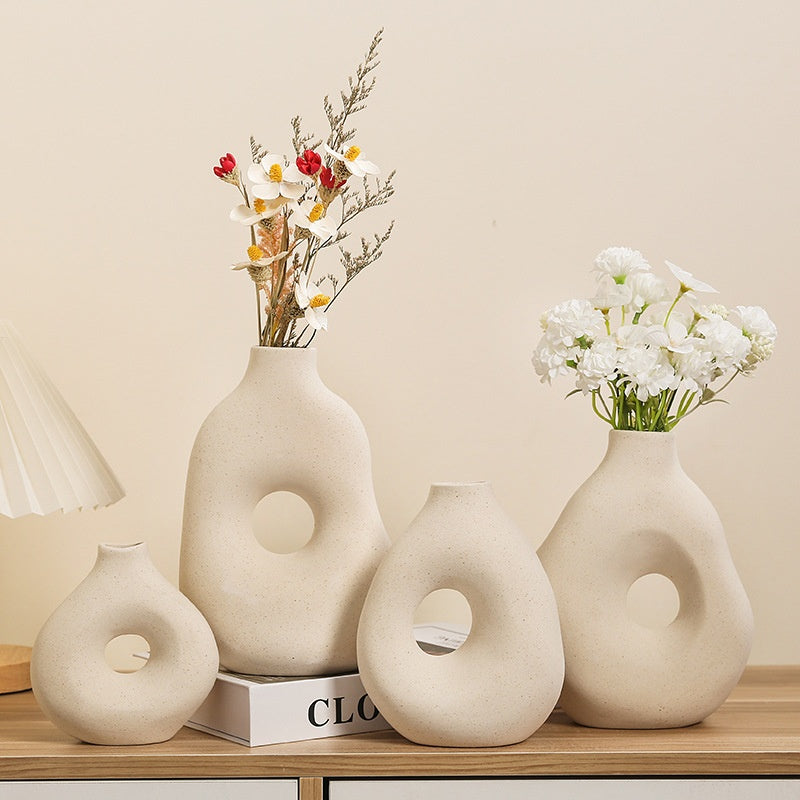 Vase Décoratif Neutre Minimaliste | Design Épuré et Élégant