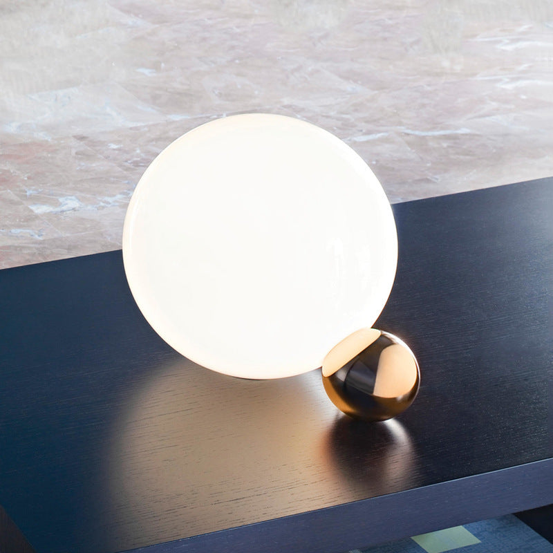 Lampe de Chevet Minimaliste pour Salon, Bureau et Chambre | Éclairage Épuré et Contemporain